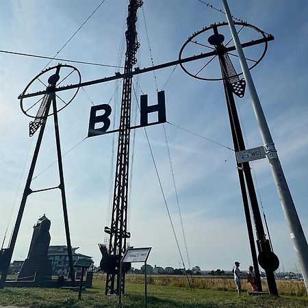 Urlaub Direkt Im Hafen Apartment Cuxhaven Exterior foto